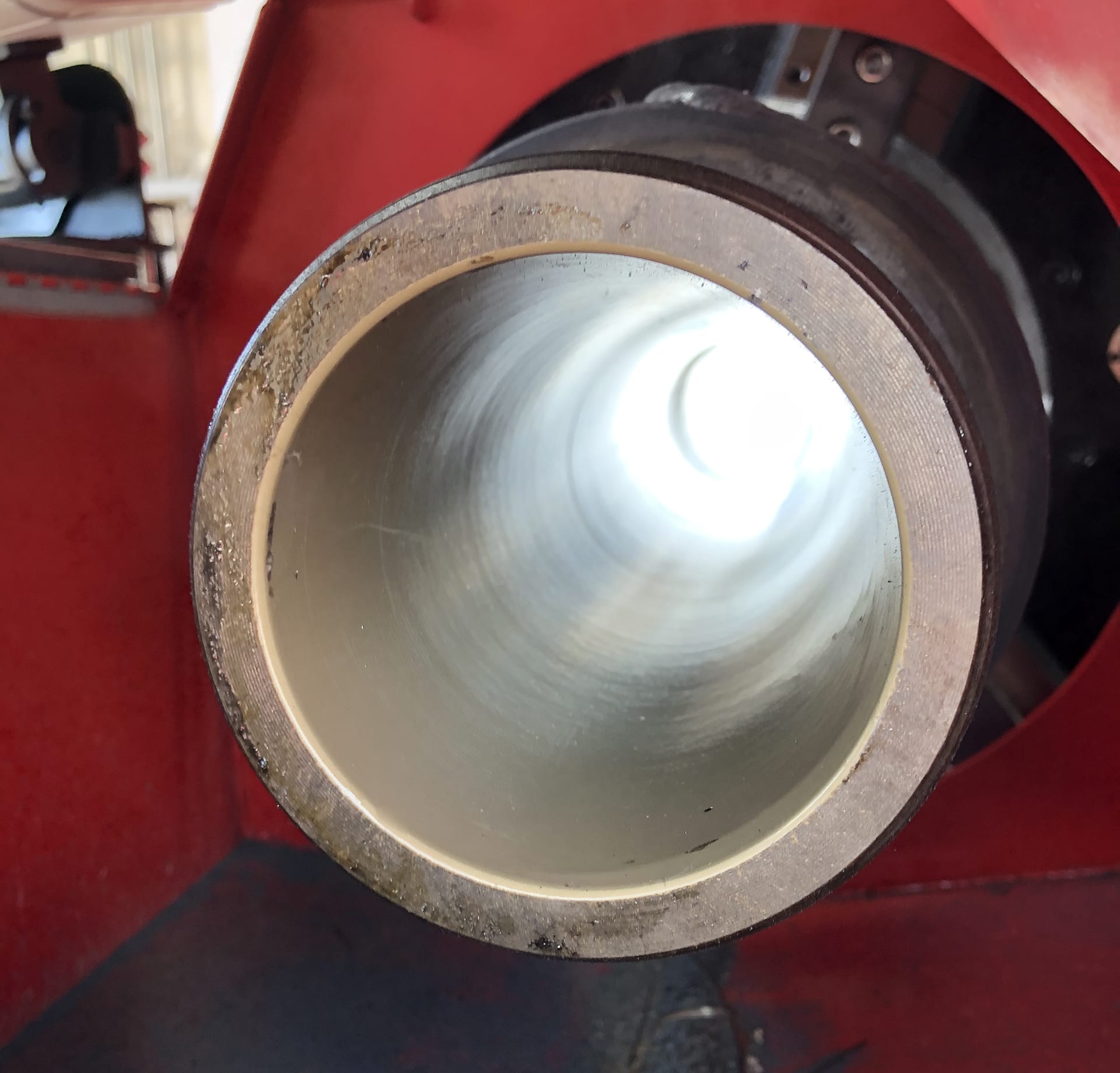Large pipe end